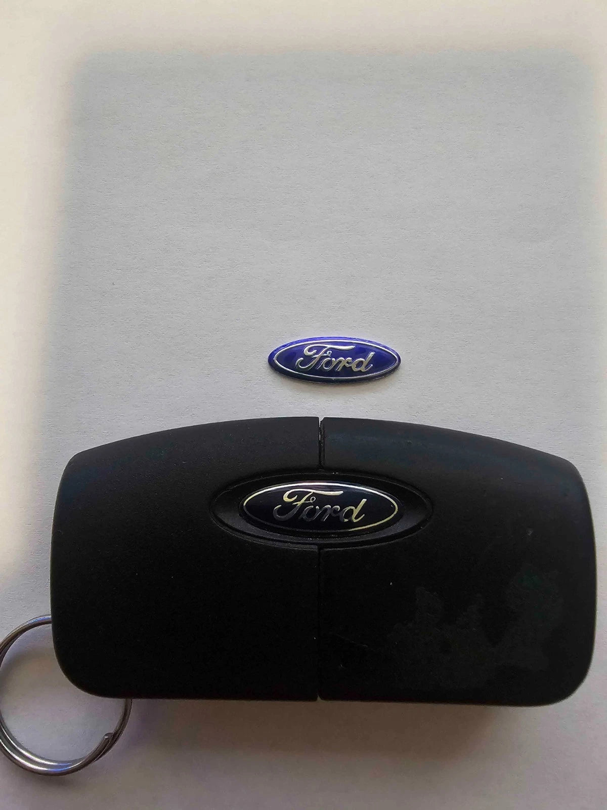 21MM Ford Oval Key Badge For Key Fob Remote Control